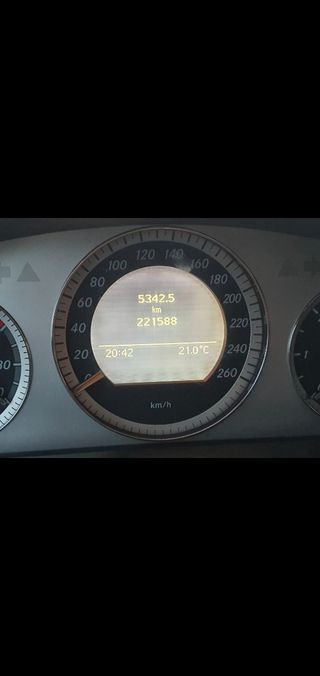 Mercedes-Benz Clase C 220 CDI 2008 KIT AMG