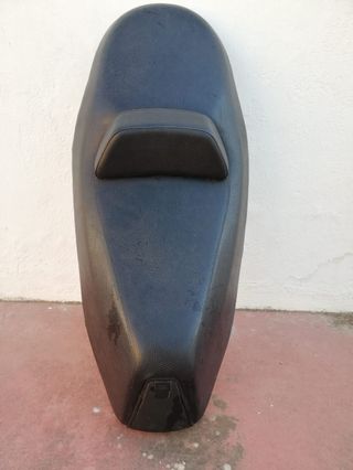 Asiento Malaguti Madison 400cc