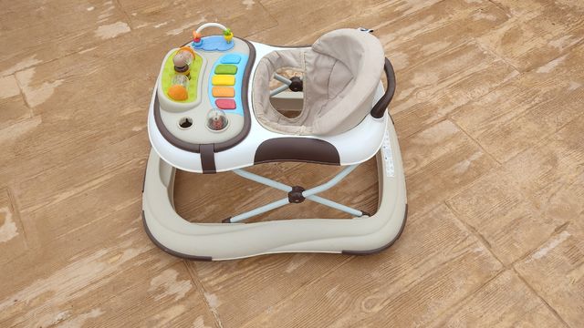 Tacatá andador infantil