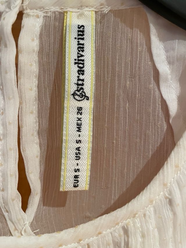 Top sin mangas Stradivarius