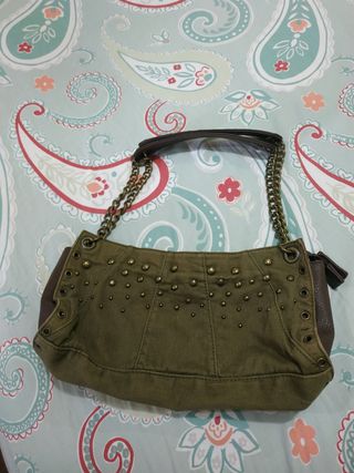 Bolso tela y tachuelas militar