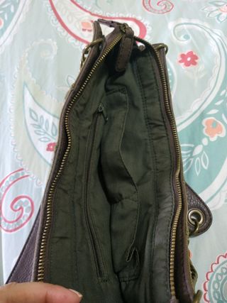 Bolso tela y tachuelas militar