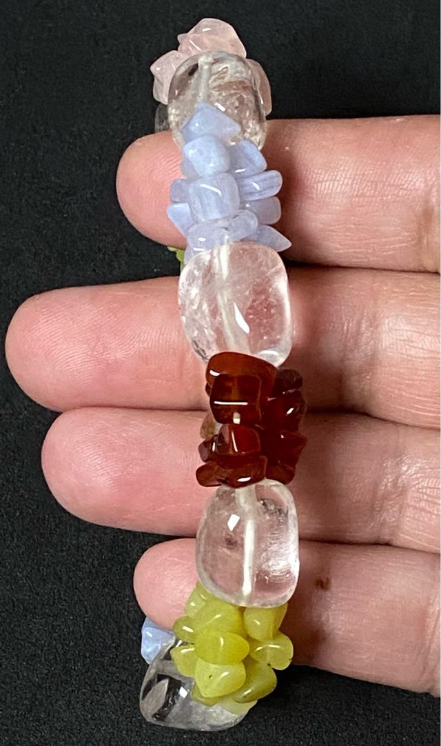 Pulsera a mano de cristal de roca, cuarzo y agatas