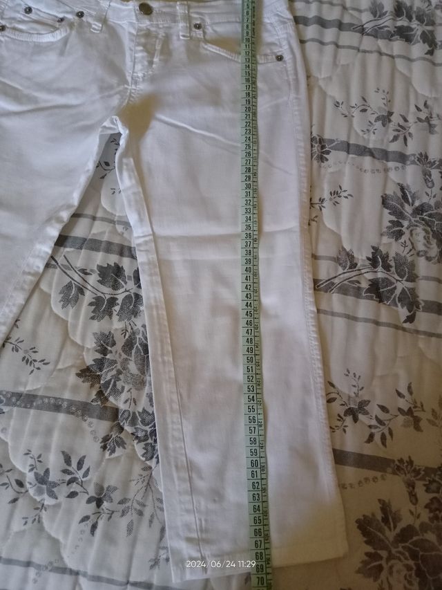 Bernuda donna bianco