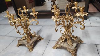 2 Candelabros nuevos bronce dorado