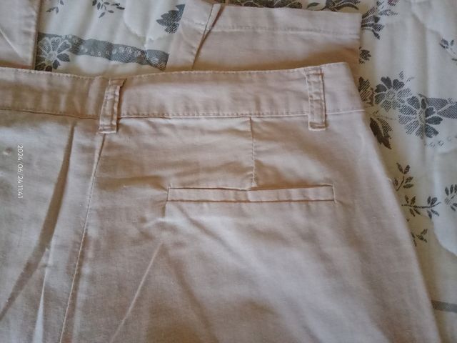 Pantaloni donna leggeri