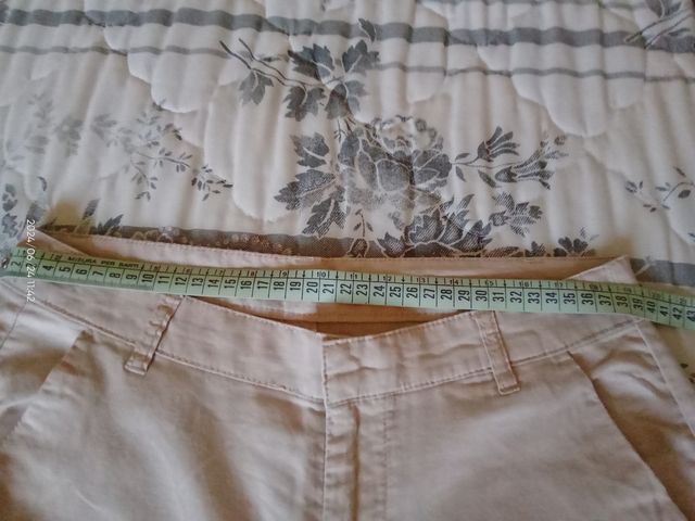 Pantaloni donna leggeri