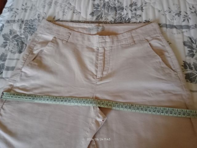 Pantaloni donna leggeri
