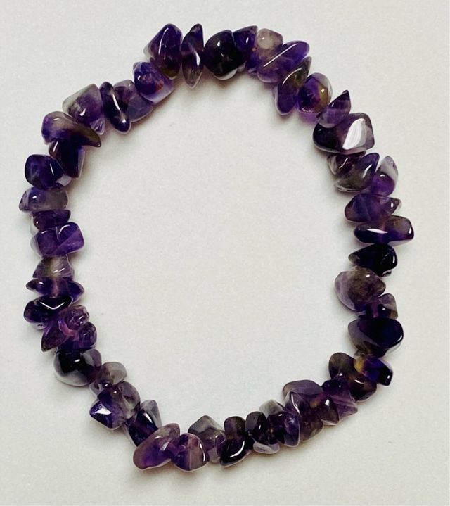 Pulsera elastica de chips de amatista natural
