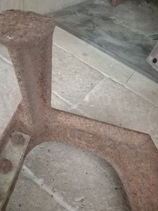 Tre piedi modella scarpe