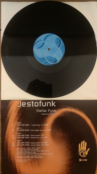 Disco 12"dei Jestofunk feat Cinda "Stellar Funk"
