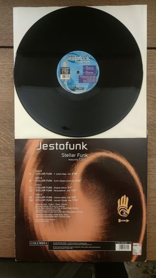 Disco 12"dei Jestofunk feat Cinda "Stellar Funk"