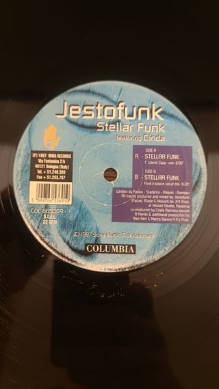 Disco 12"dei Jestofunk feat Cinda "Stellar Funk"