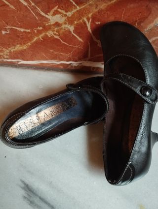 Zapatos de piel Hispanitas, Nº37