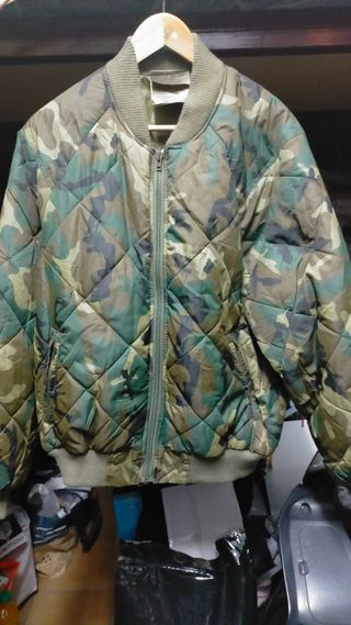 Bomber militar.