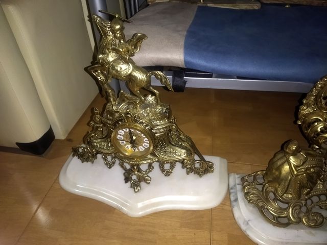 Vendo relojes de. bronce antiguos