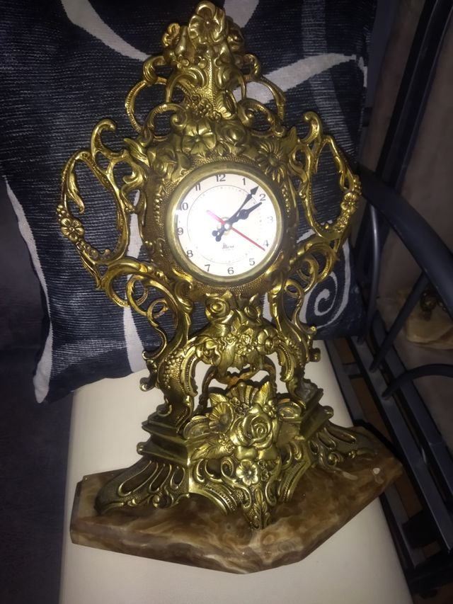 Vendo relojes de. bronce antiguos