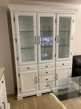 Se Restauran muebles cambio de color