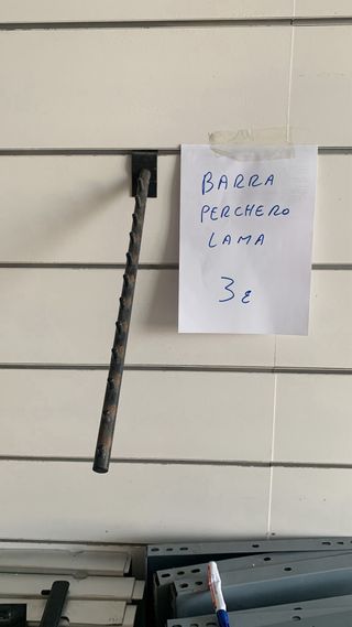 PERCHERO BARRA INCLINADA