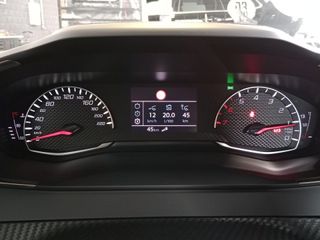 Peugeot 2008 Active Pack Puretech 100 S&S 6 Vel. MAN