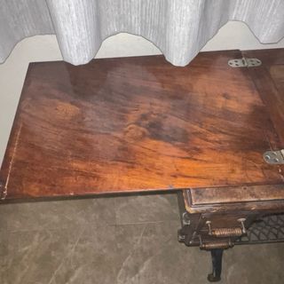 Máquina de coser antigua