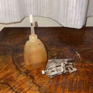 Máquina de coser antigua