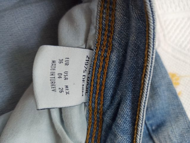 Pantalón jean - Zara