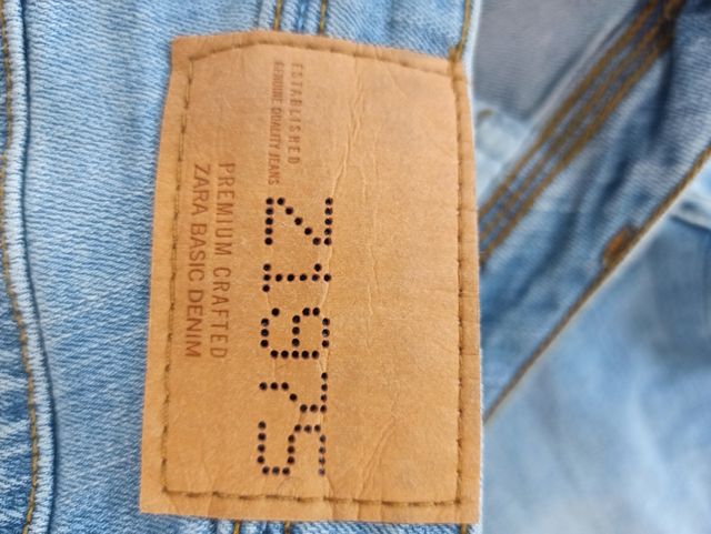 Pantalón jean - Zara