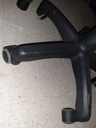 Silla de escritorio con ruedas 