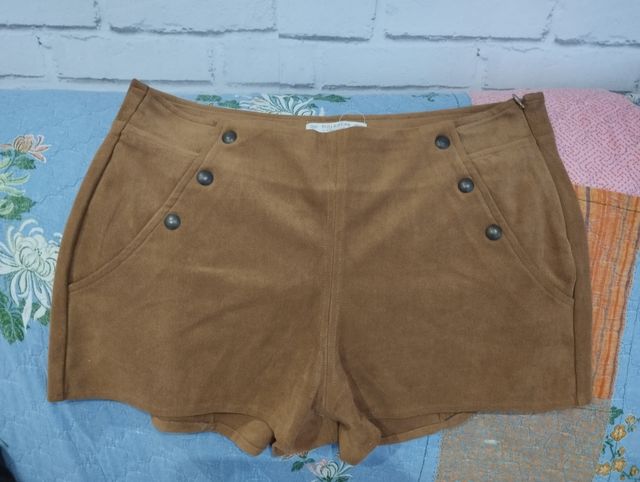 Short Camel de antelina.