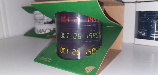 Taza BTTF Back to the future oficial