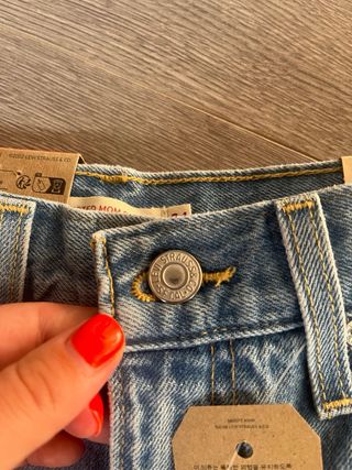 Shorts vaquero Levis 