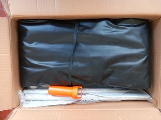 Bote inflável 4 assentos, novo nunca usado