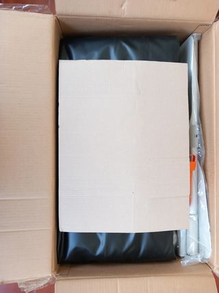 Bote inflável 4 assentos, novo nunca usado