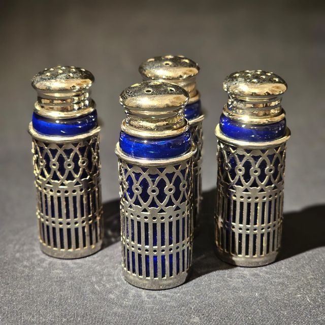 Saliera e pepiera in stile Art Déco