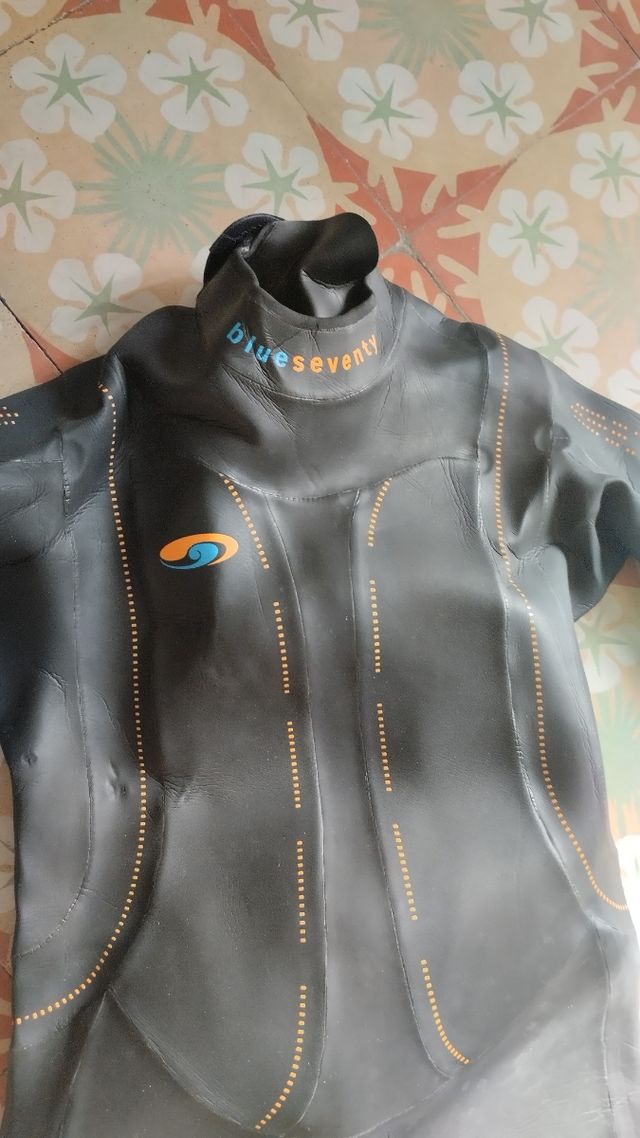 Neopreno blue seventy reaction