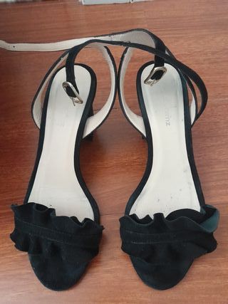 Sandalias negras Gloria Ortiz