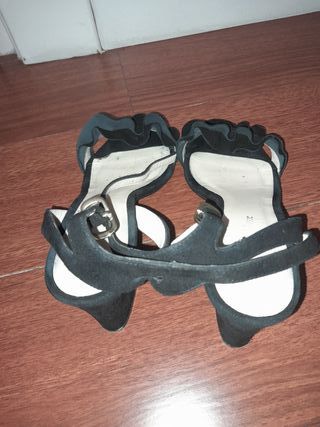 Sandalias negras Gloria Ortiz