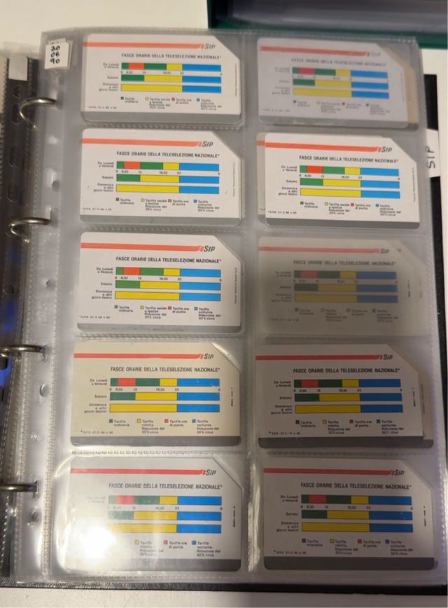 Intera raccolta schede telefoniche (721 pezzi)