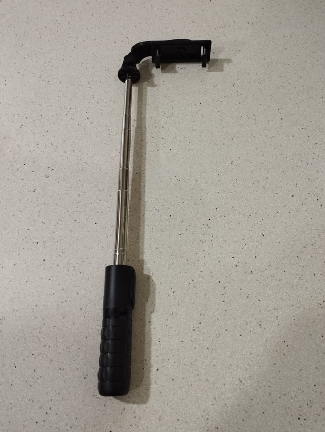 Selfie stick tripod