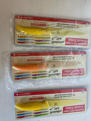 set coltelli nuovi colorati