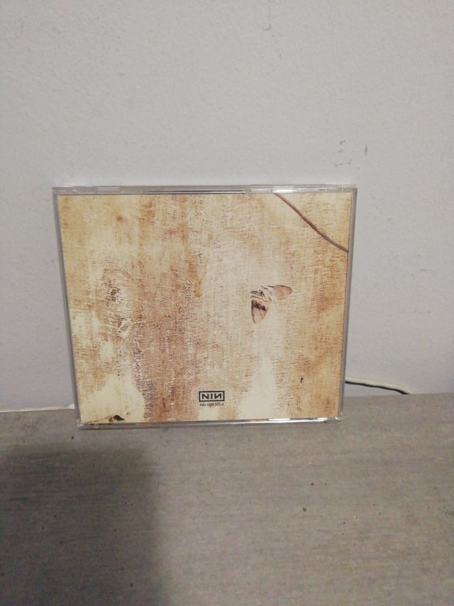 Nine inch nails: The Downward spiral