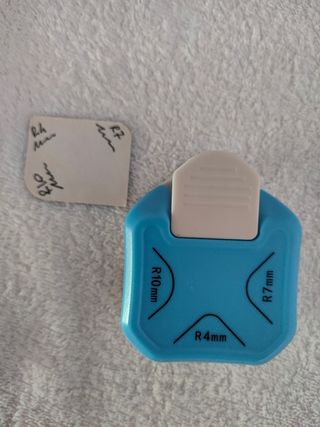 Perforatrice arrotonda angolo