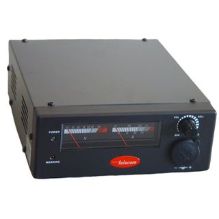 Fuente de alimentación 20 A (24 V) -45 A (12 V).