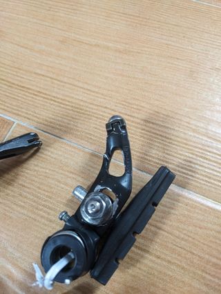 Frenos cantilever Shimano BR M320