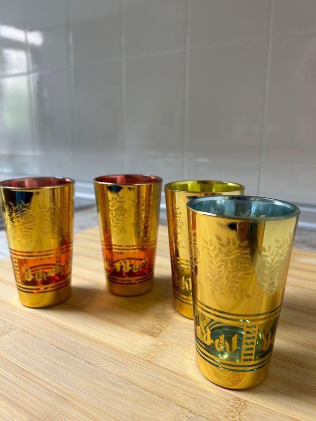 Juego de vasos de té arabe
