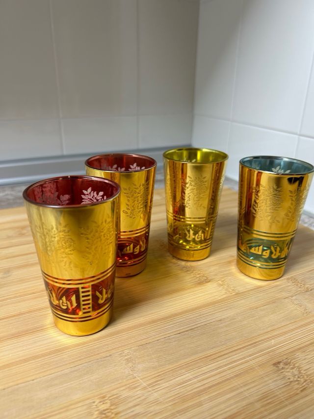 Juego de vasos de té arabe