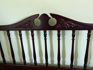 Cama de 105cm mas mesita y cajonera.