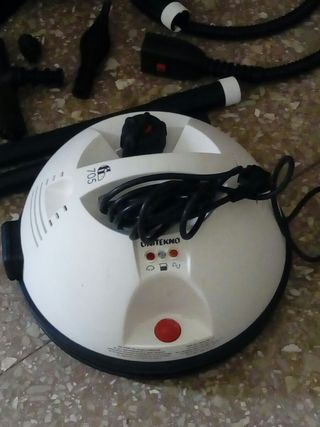 Vaporeta con centro de planchado Unitekn