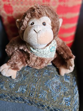 Peluche scimmia canterina Lelly